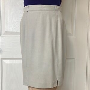 Conrad C Pencil Skirt Light Grey Knee-Length; Linen-look Fabric; Lined; Size: 2